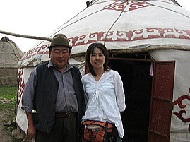 �J�U�t���̃Q���B���ꂢ�Ȗ͗l�̃Q��������΁A���Ɍ������̂悤�ȕz�݂̂ŕ�����Q��������B