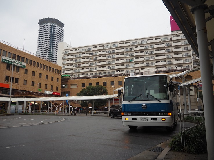 JR八尾駅から2時間余りかけて終点のJR吹田駅に到着した。