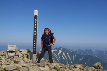 快晴の飯豊山頂