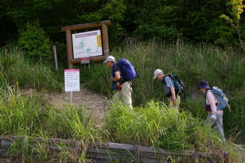 局ヶ岳登山口