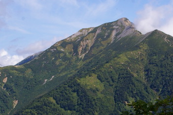 鹿島槍ヶ岳 後に少し五竜ヶ岳